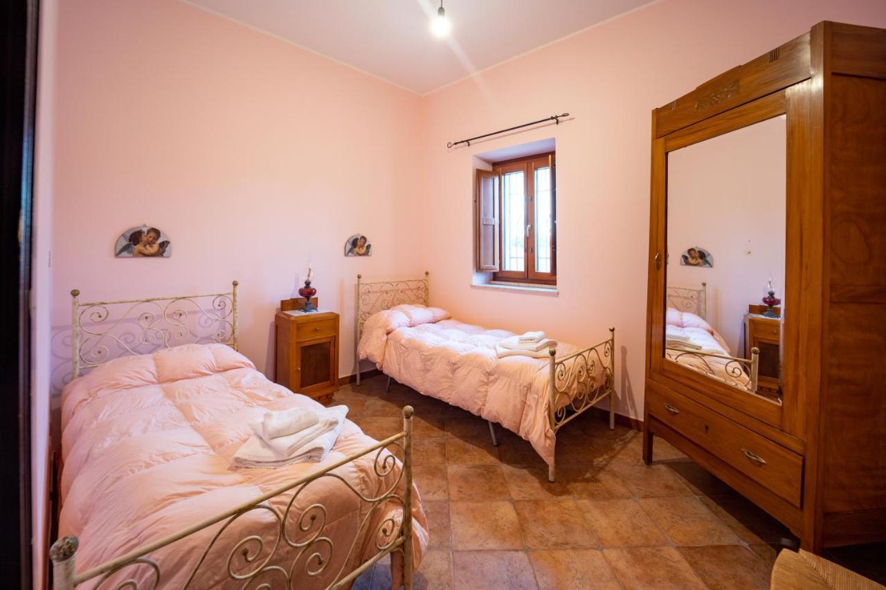 Casale Della Contea Guest House Modica Luaran gambar